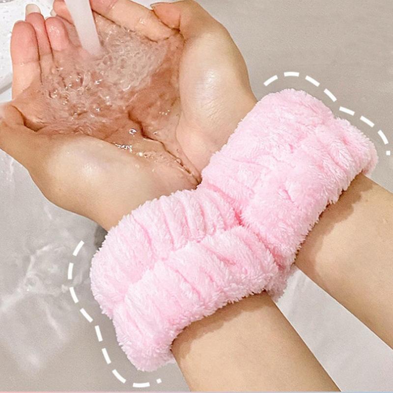 Facial Cleansing Brush and Wrist Strap Combination Facial Massage Brush, Comfort Beauty Cleaning Tool, Comfort Skincare Accessories for Women & Girls