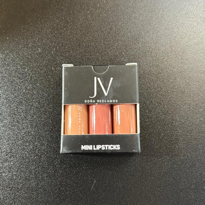 Matte mini lipstick