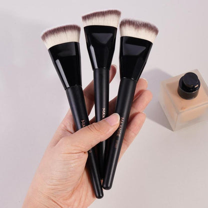 Makeup Brush Set with Case, Including Flat Foundation Brush, Finger Foundation Brush, Blush Brush, Loose Powder Brush, Skin-friendly Makeup Tools