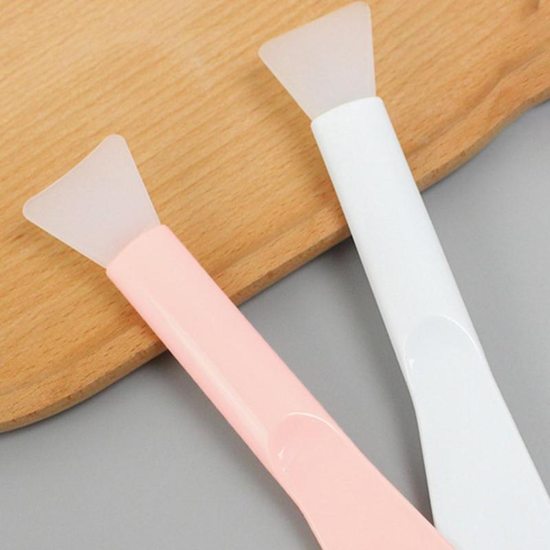 Random Color Soft Facial Cleansing Brush, Silicone DIY Face Mask Brush, Skincare Tool for Daily Use