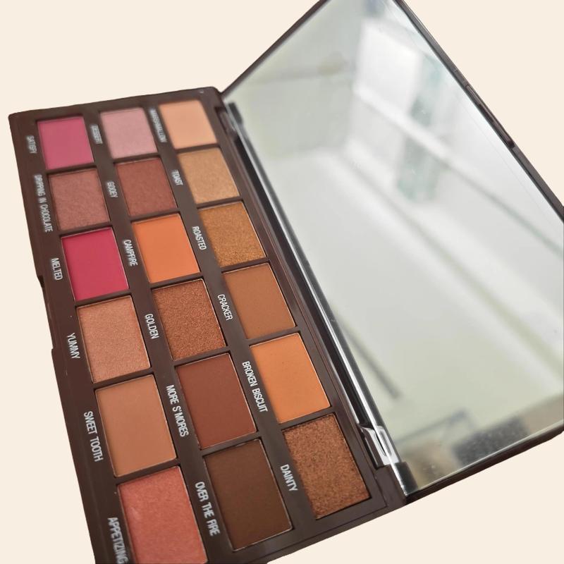 Chocolate 18 color eyeshadow palette Warm & Cozy Shades  Autumn Eyeshadow Palette