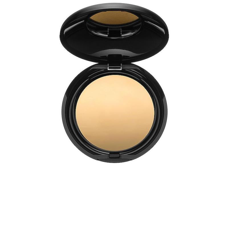 PAT McGRATH LABS Skin Fetish: Sublime Perfection Blurring Under-Eye Powder in Yellow