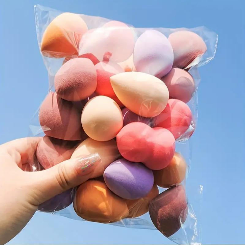 Multi-color and Shaped Mini Beauty Blender Sponge (30pcs), Cosmetic Mixing Tool, for Blending Liquid Foundation, Creams Or Powder Products, Dry & Wet Dual Use