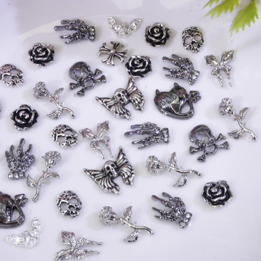 Creepy Chic-Shine Shine DIY  Metal Nails/Charms