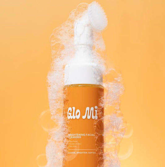 NEW - Glo Mi Turmeric + Kojic Acid Foaming Facial Cleanser + Silicone Brush Cleansing Skincare