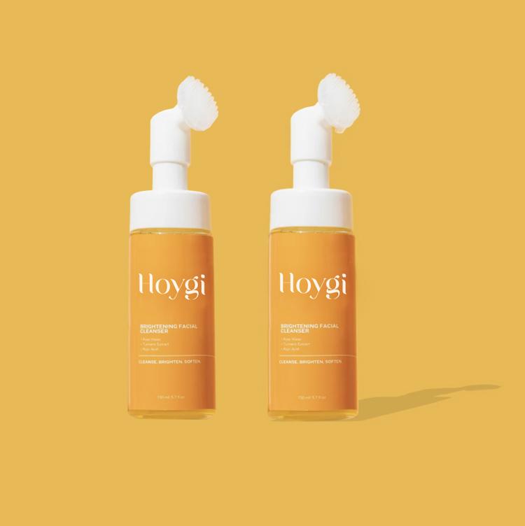 2 pics / pack NEW - Hoygi Turmeric + Kojic Acid Foaming Facial Cleanser + Silicone Brush Cleansing Skincare