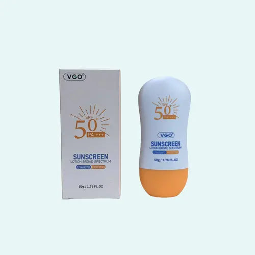 50% off!!!  VGO is applicable to all skin types, sunscreen, moisturizing sunscreen, essence, facial sunscreen, non sticky and waterproof, sunscreen can prevent sunburn Skincare Spf Uv Comfort Moisturizer Moisture Hydrating Skin Repair