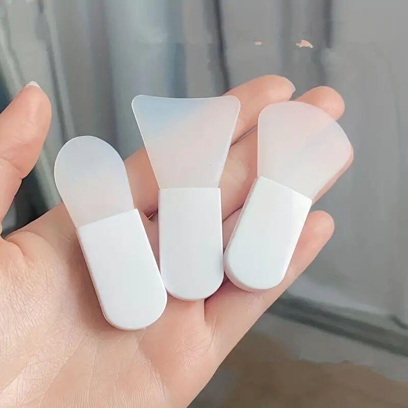 Mini Silicone Facial Mask Brush (30pcs), Face Mask Applicator, Facial Cleansing Scraper, Professional Skincare Tools for Women