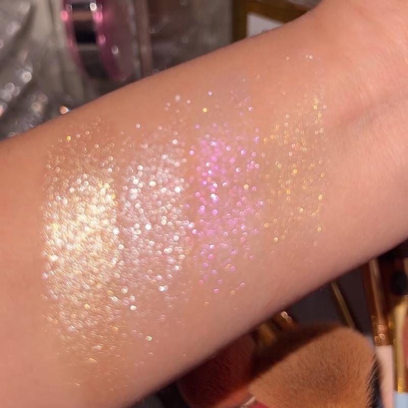 Seamless Glitter Effect Highlighter/Topper Shimmer